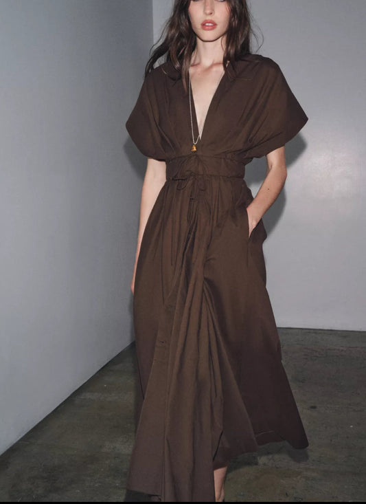 ROBE LONGUE À PINCES